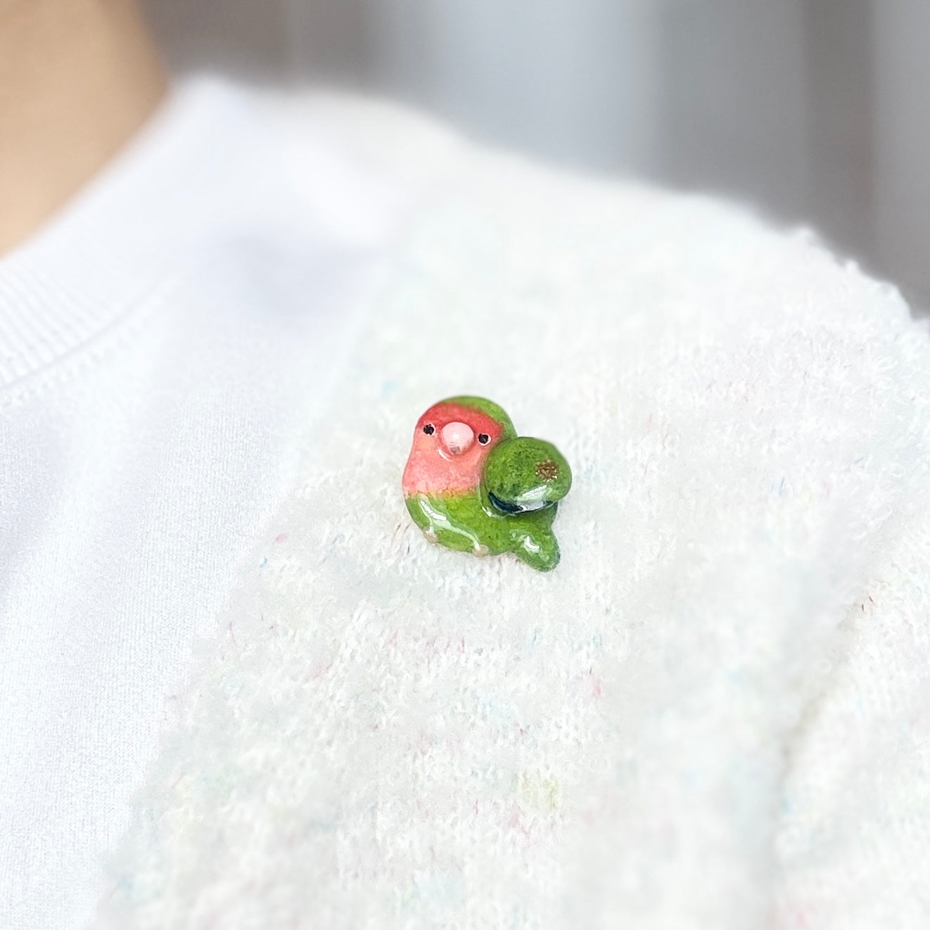 ::陶胸針::🍀油畫版🍀愛情鳥寶寶拍翼飛飛