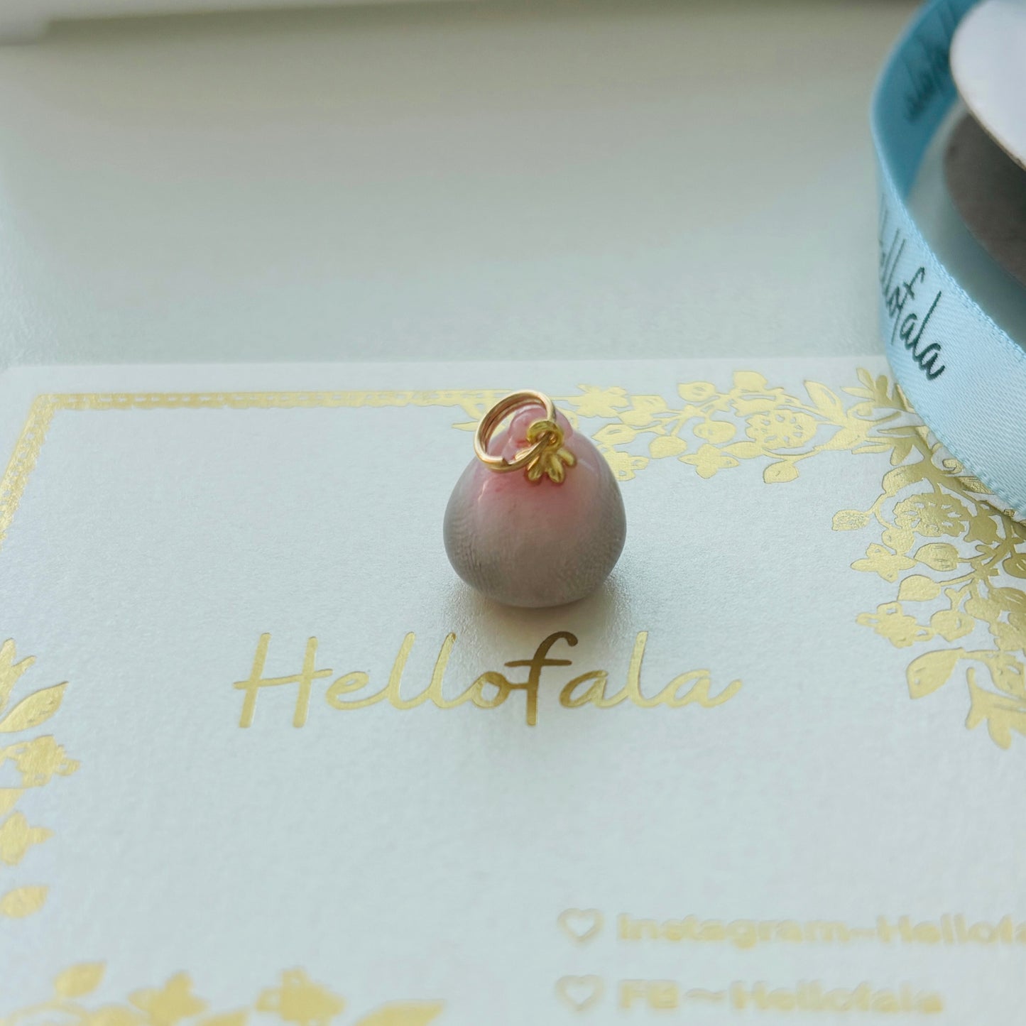 ::Handmade Clay Pendant Galah::